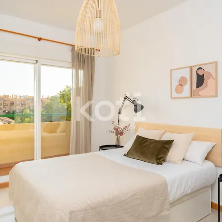 Bright&modern In Pacos Koti